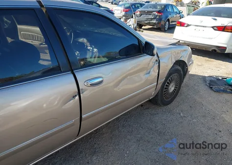 1997 Infiniti I30 Touring z USA, uszkodzony, nr VIN JNKCA21D3VT515652